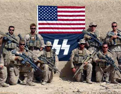 Επίπληξη, αλλά όχι τιμωρία για τους Αμερικανούς πεζοναύτες που πόζαραν με σημαία των ναζί